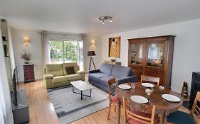 Appartement Spacieux A Colmar Avec Terrasse, Garage Privatif, Proche Centre Et Gare - Fr-1-722-2